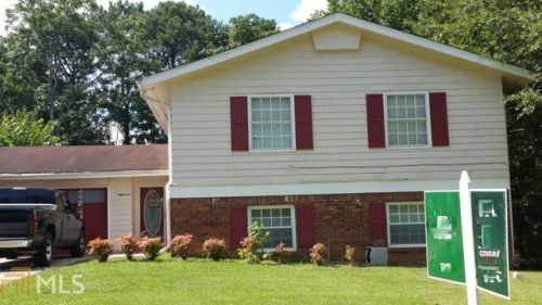 2561 Castile Dr, Morrow, GA 30260-2019
