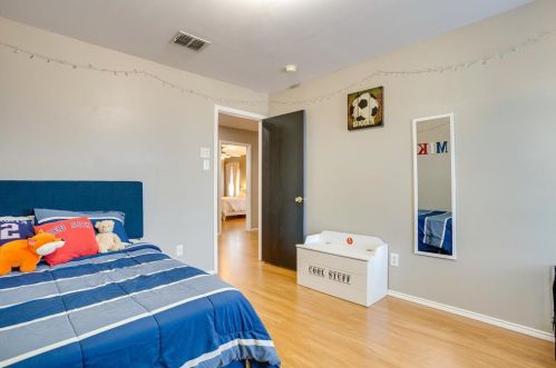 4856 Parkview Hills Ln, Fort Worth TX  76179-4179 exterior