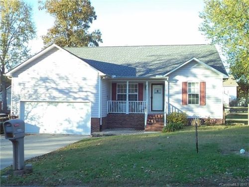 1903 Central Dr, Kannapolis, NC 28083-3912