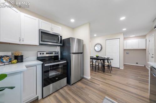 2040 Oakwood Ln, Pueblo CO  81005-2531 exterior