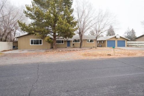 2385 Pumice Ave, Eagle Crest, OR 97756-9440