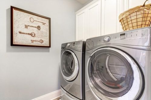 3636 Brookleigh Ln, Atlanta GA  30319-2219 exterior