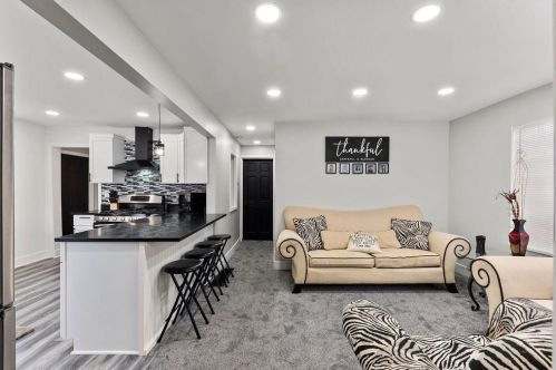 2535 Tyler St, Gary, IN 46407-3931