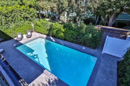 5810 Mammoth Ave, Van Nuys CA  91401-4419 exterior