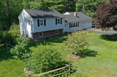 59 Evergreen Ter, Colchester, CT 06415-1515