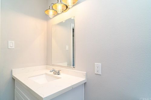 4065 Wallace St, Riverside CA  92509-6841 exterior