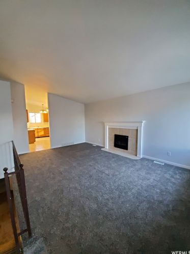 7993 2760, Taylorsville, UT 84088-4656