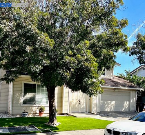 27714 Treat Ln, Hayward, CA 94545-4048