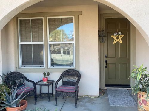 335 Monument Pkwy, Perris, CA 92570-5530