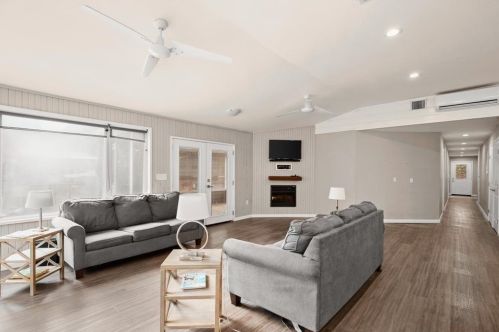 120 Erskine Fry, Seguin TX 78155 exterior