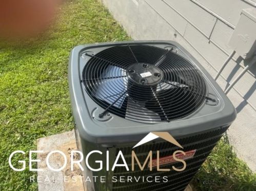 1740 Overlook Way, Conyers GA  30094-6255 exterior