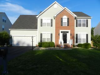 5807 Kings Grove Dr, Chesterfield, VA 23832-7895