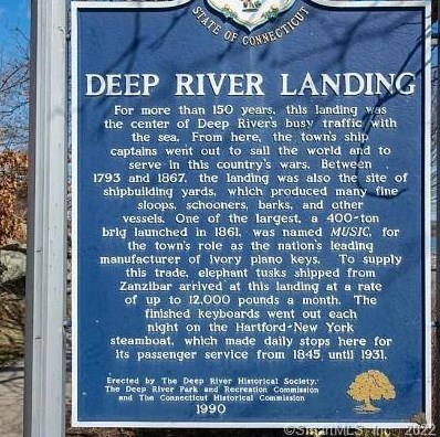 92 Main St, Deep River CT  06417-1800 exterior