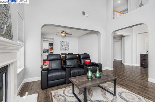 1992 Lagoon Rd, Pleasanton, CA 94566-3402