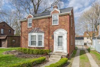 3139 Drummond Rd, Toledo OH  43606-1765 exterior