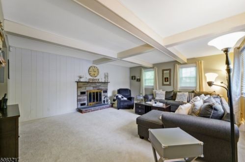 26 Highmount Ave, Warren, NJ 07059-5415