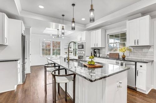 4175 Harrogate Dr, Atlanta GA  30327-3624 exterior