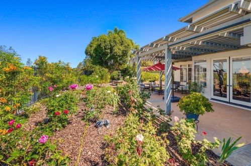 1597 Parkview Dr, Vista CA  92081-8750 exterior