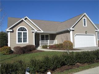 35 Spinnaker Dr, Niantic, CT 06357-1600