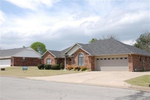 1504 Cottonwood Dr, Poteau, OK 74953-2079