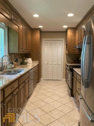 232 Harrell Cir, Barnesville, GA 30204-1751