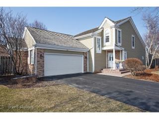 462 Park Barrington Dr, Hoffman Estates, IL 60010-5288