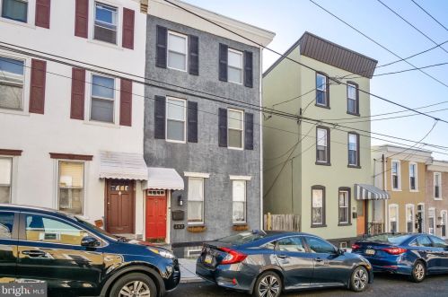 457 Krams Ave, Philadelphia, PA 19128-3311