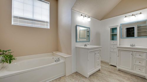 313 Pinnacle Dr, Cedar Hill TX 75104-5115 exterior