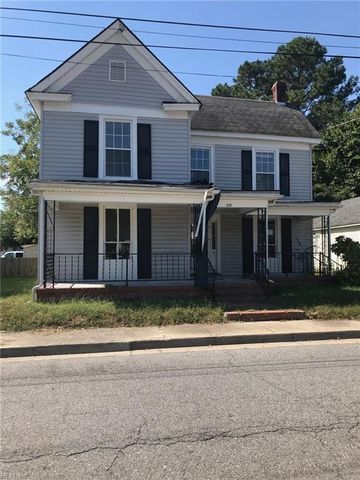 225 Hall St, Franklin, VA 23851-1926