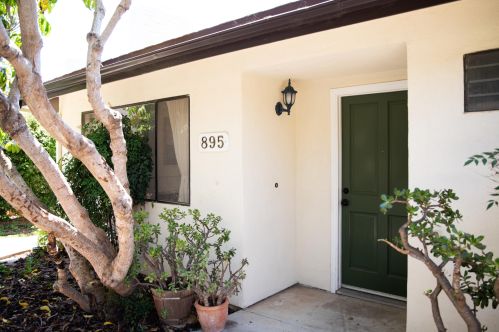 895 Cieneguitas Rd, Santa Barbara, CA 93110-1104