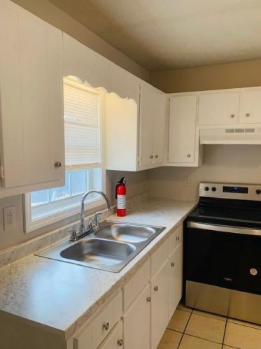 896 Campbell St, Cleveland GA  30528-1306 exterior