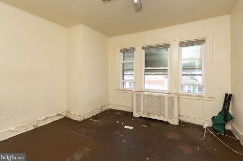 4706 4 St, Philadelphia PA 19140-2416 exterior