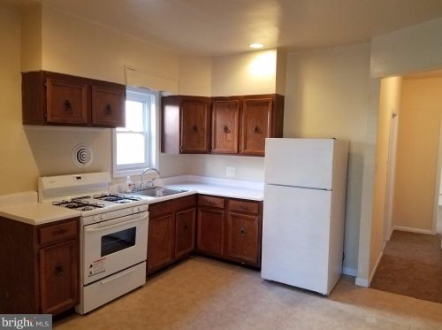 6819 Jackson St, Philadelphia PA  19135-2211 exterior