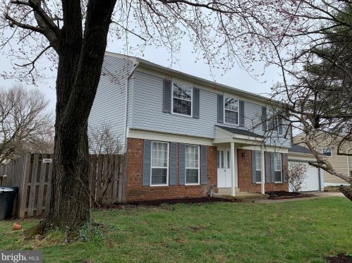 1304 April Way, Herndon, VA 20170-3901