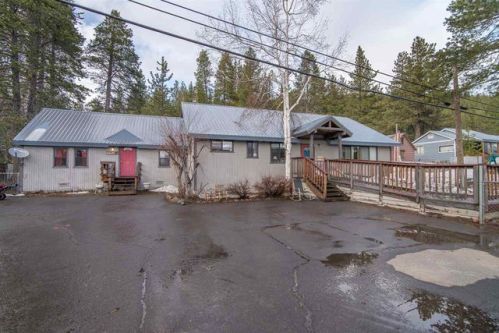 11330 Forest Ln, Truckee, CA 96161-4978