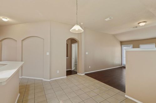 528 Cranbrook Dr, Fort Worth TX  76131-4235 exterior