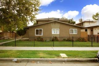 820 Glenn Ave, Fresno, CA 93728-3741