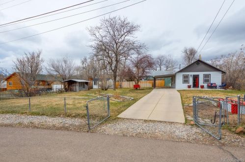 1423 Isabell St, Denver, CO 80401-3024