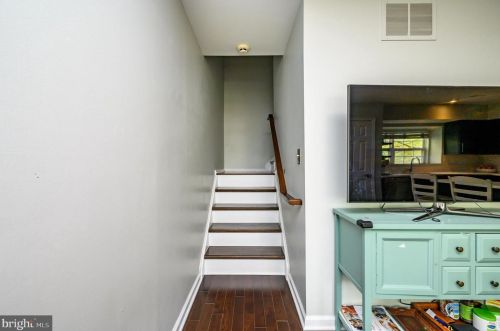80 Shrewsbury Pl, Princeton NJ  08540-0063 exterior