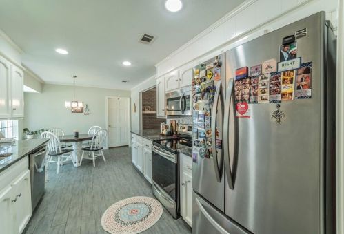 4128 Alicante Ave, Fort Worth TX  76133-5561 exterior