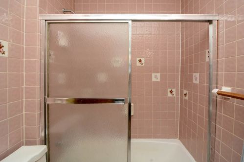 2825 Shakespeare Ave, Chicago IL  60647-3914 exterior