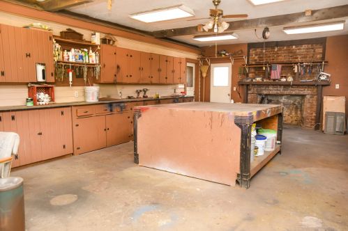 8342 Main St, Nelson IL  61021-9406 exterior