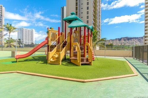 201 Ohua Ave, Honolulu HI  96815-3653 exterior