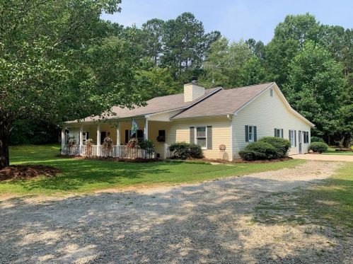 119 Scout Island Rd, Jackson, GA 30233-4814