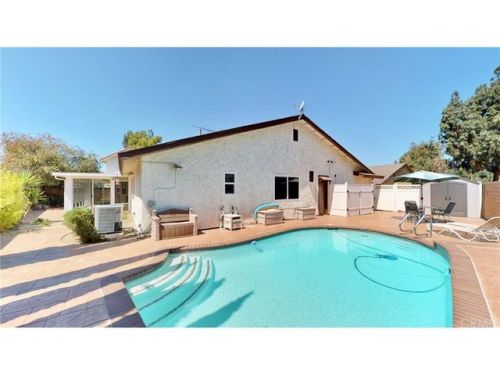 100 San Anselmo Ln, Placentia, CA 92870-5210