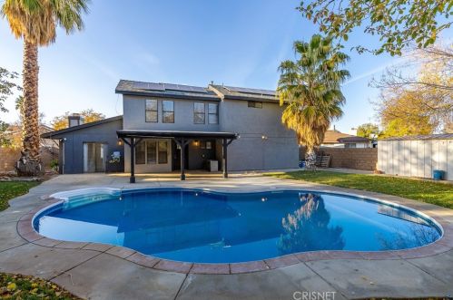 42320 La Gabriella Dr, Lancaster CA  93536-3568 exterior