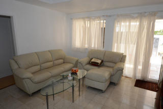 5705 Kalanianaole Hwy, Honolulu HI  96821-2305 exterior