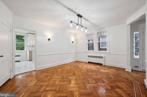 6937 19 St, Philadelphia PA  19146-2936 exterior