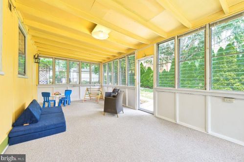 10015 Brunett Ave, Silver Spring MD 20901-2205 exterior