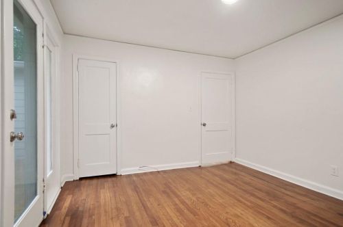 1678 Bridgeport Dr, Atlanta GA  30318-3332 exterior